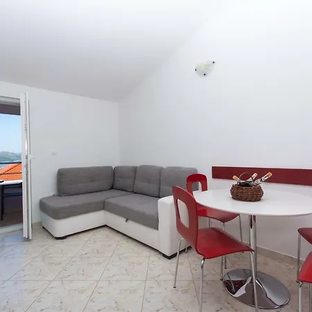 Apartament Jaman Ivan *